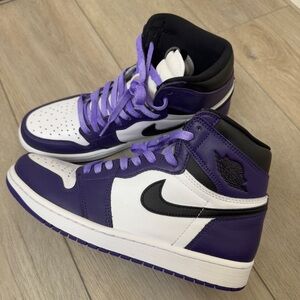 AIR JORDAN 1
RETRO OG HIGH COURT PURPLE